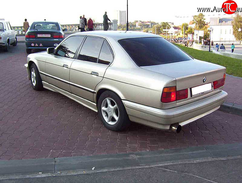 3 049 р. Пороги накладки Classic BMW 5 серия E34 седан дорестайлинг (1988-1994)  с доставкой в г. Королёв