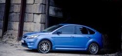 6 999 р. Пороги накладки ST  Ford Focus  2 (2004-2011)  седан дорестайлинг, хэтчбэк 5 дв. дорестайлинг, седан рестайлинг, хэтчбэк 5 дв. рестайлинг (Неокрашенные)  с доставкой в г. Королёв. Увеличить фотографию 2