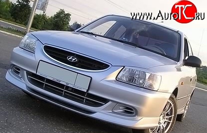 5 949 р. Накладка Street на передний бампер автомобиля Hyundai Accent седан ТагАЗ (2001-2012) (Неокрашенная)  с доставкой в г. Королёв