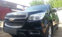 Сетка в решетку радиатора (верхняя) Russtal Chevrolet (Шевролет) Trailblazer (Трейлблэйзер)  GM800 (2012-2016) GM800 дорестайлинг  (черная)