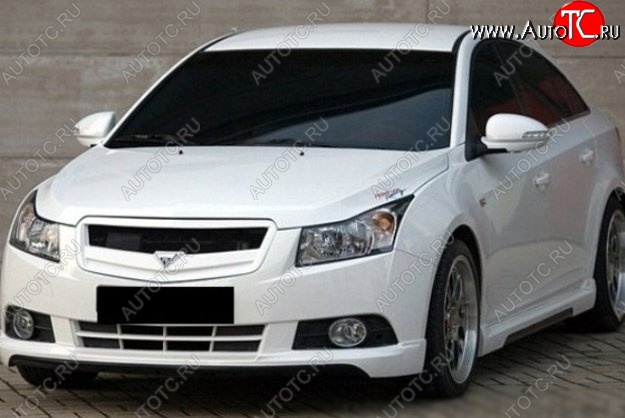 2 999 р. Решётка радиатора Road Runs style Chevrolet Cruze J305 хэтчбек дорестайлинг (2009-2012) (Неокрашенная)  с доставкой в г. Королёв