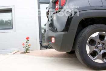 10 979 р. Фаркоп Aragon. (шар S) Jeep Renegade (2015-2024)  с доставкой в г. Королёв. Увеличить фотографию 4