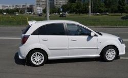 4 599 р. Комплект порогов Vita Dm  KIA Rio ( 2 JB,  4 FB) (2005-2024) дорестайлинг седан, дорестайлинг, хэтчбэк 5 дв., рестайлинг, хэтчбэк 5 дв., рестайлинг седан (Неокрашенные)  с доставкой в г. Королёв. Увеличить фотографию 9