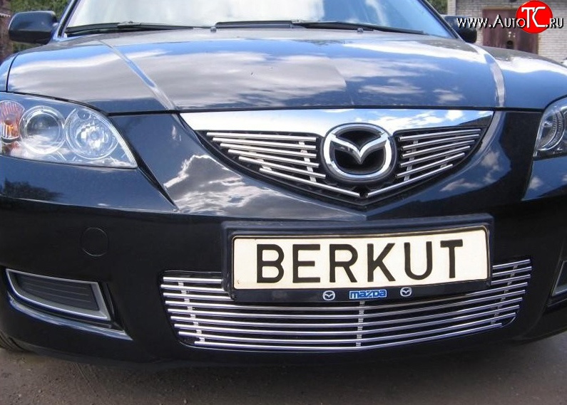 3 999 р. Декоративная вставка решетки радиатора Berkut Mazda 3/Axela BK дорестайлинг седан (2003-2006)  с доставкой в г. Королёв