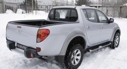 1 639 р. Накладки на борта кузова автомобиля RA Mitsubishi L200 4  дорестайлинг (2006-2014) (Задний откидной борт)  с доставкой в г. Королёв. Увеличить фотографию 2