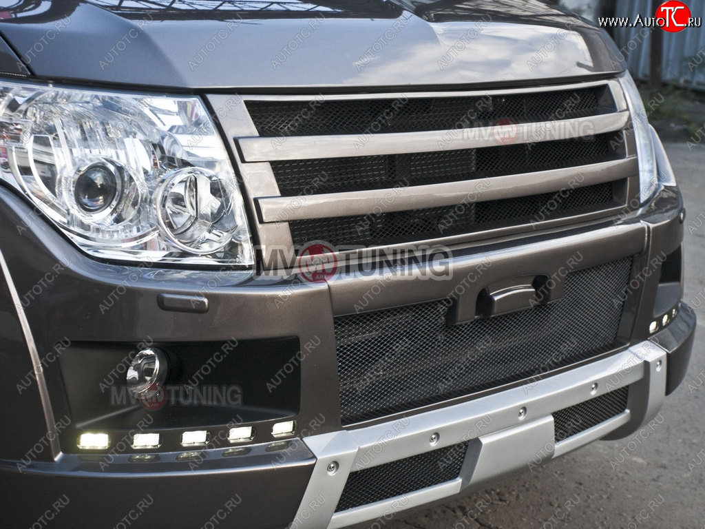 8 199 р. Решётка радиатора BROOMER Design  Mitsubishi Pajero ( 4 V90,  4 V80) (2006-2015) дорестайлинг, дорестайлинг, 1-ый рестайлинг, 3 дв. 1-ый рестайлинг (Неокрашенная)  с доставкой в г. Королёв