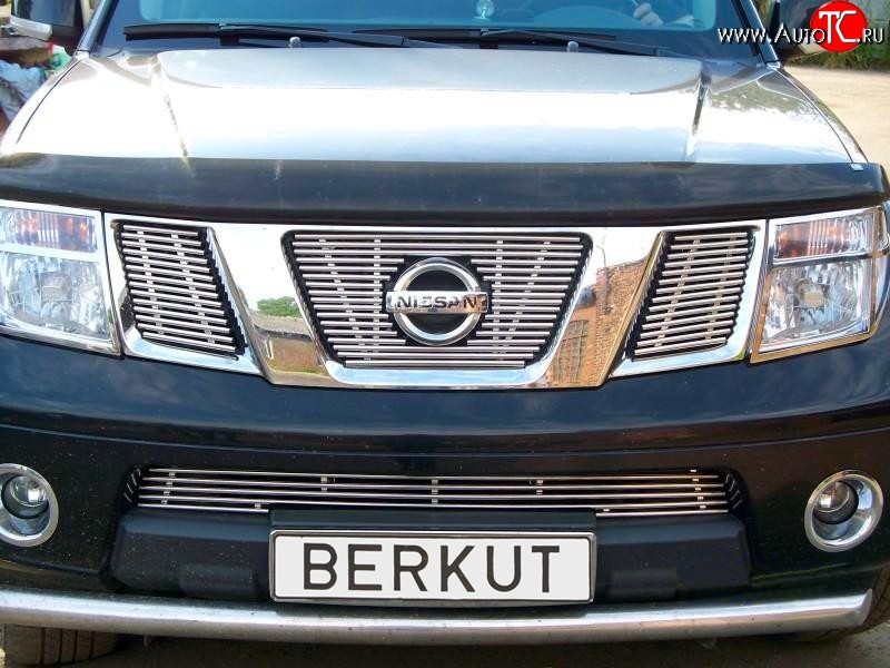 7 999 р. Декоративная вставка решетки радиатора (без знака) Berkut Nissan Pathfinder R51 дорестайлинг (2004-2007)  с доставкой в г. Королёв