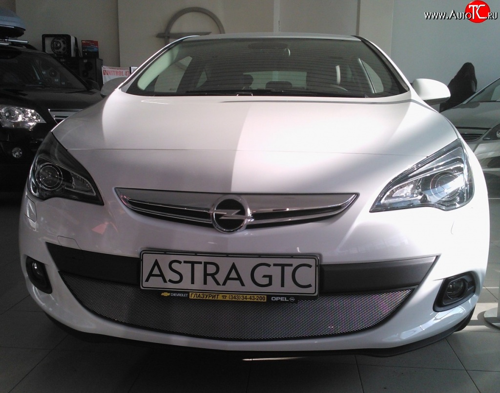 1 539 р. Сетка на бампер GTC Russtal (хром) Opel Astra J хэтчбек 5 дв. дорестайлинг (2009-2012)  с доставкой в г. Королёв