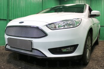 3 499 р. Защитная сетка в бампер (низ, ячейка 3х7 мм) Alfeco Стандарт Ford Focus 3 универсал рестайлинг (2014-2019) (Хром)  с доставкой в г. Королёв. Увеличить фотографию 3