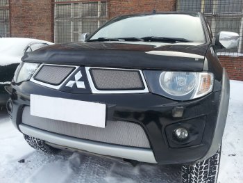 3 279 р. Защитная сетка в бампер (низ, ячейка 3х7 мм) Alfeco Стандарт Mitsubishi Pajero Sport PB дорестайлинг (2008-2013) (Хром)  с доставкой в г. Королёв. Увеличить фотографию 2