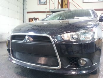 5 899 р. Защитная сетка в бампер (3 части, ячейка 3х7 мм) Alfeco Стандарт Mitsubishi Lancer 10 седан рестайлинг (2011-2017) (Чёрная)  с доставкой в г. Королёв. Увеличить фотографию 2