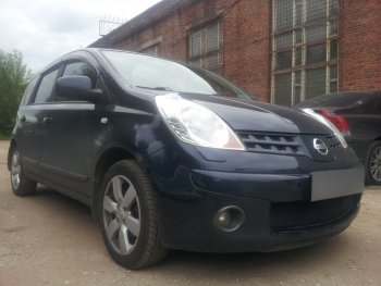 3 099 р. Защитная сетка в бампер (низ, ячейка 3х7 мм) Стрелка11 Стандарт Nissan Note 1 E11 дорестайлинг (2004-2008) (Чёрная)  с доставкой в г. Королёв. Увеличить фотографию 2