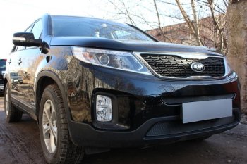 3 989 р. Защитная сетка в бампер (низ, ячейка 4х10 мм) Alfeco Премиум KIA Sorento XM рестайлинг (2012-2015) (Чёрная)  с доставкой в г. Королёв. Увеличить фотографию 3