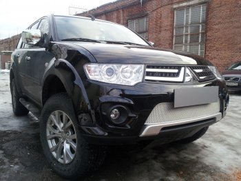 4 299 р. Защитная сетка в бампер (низ, ячейка 4х10 мм) Alfeco Премиум Mitsubishi L200 4  рестайлинг (2013-2016) (Хром)  с доставкой в г. Королёв. Увеличить фотографию 4