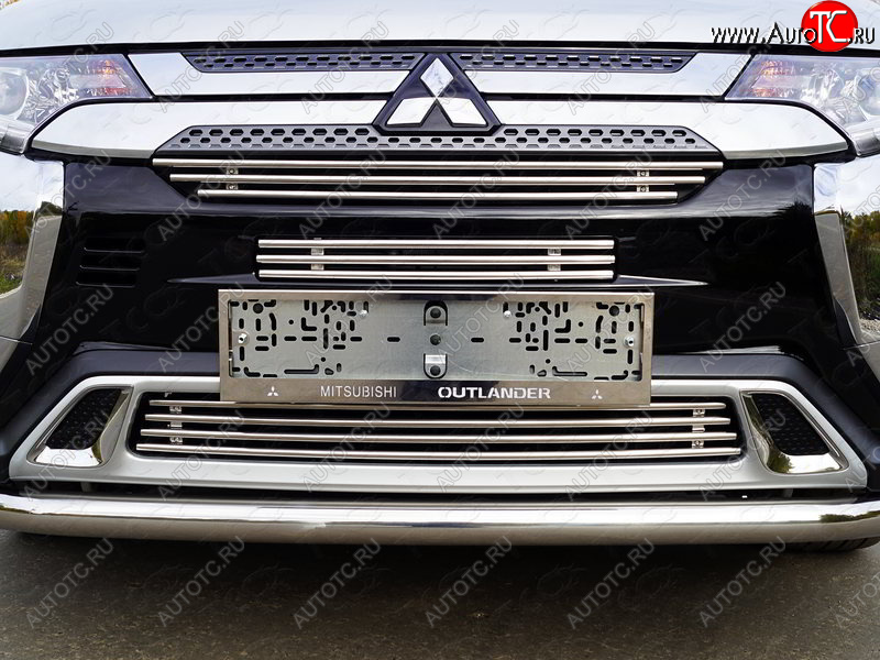 9 349 р. Нижняя декоративная вставка в бампер ТСС Тюнинг  Mitsubishi Outlander  GF (2018-2022) 3-ий рестайлинг (d 12 мм)  с доставкой в г. Королёв