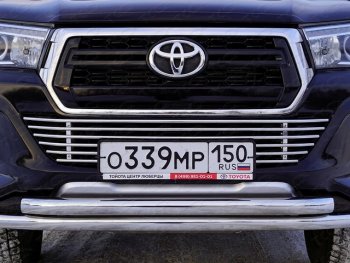 Нижняя декоративная вставка в бампер ТСС Тюнинг Toyota (Тойота) Hilux (Хайлюкс)  AN120 (2017-2020) AN120 1-ый рестайлинг ()