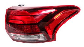 Правый фонарь BODYPARTS Mitsubishi Outlander GF 2-ой рестайлинг (2015-2018)