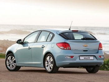 Задняя левая ремонтная арка AUTOFERRUM Chevrolet Cruze J305 хэтчбек дорестайлинг (2009-2012)