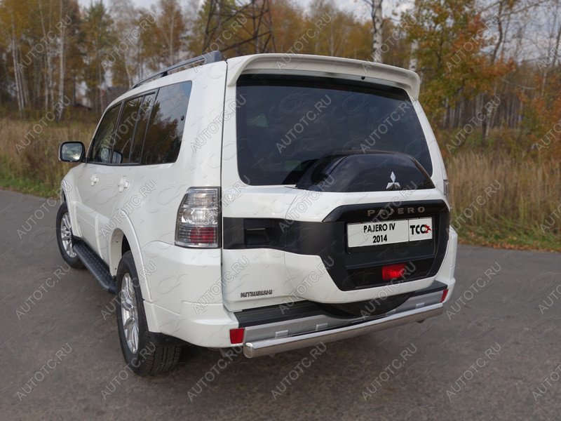 19 299 р. Защита заднего бампера (центральная) d 75*42 мм ТСС Тюнинг  Mitsubishi Pajero  4 V90 (2014-2020) 2-ой рестайлинг (нержавейка)  с доставкой в г. Королёв