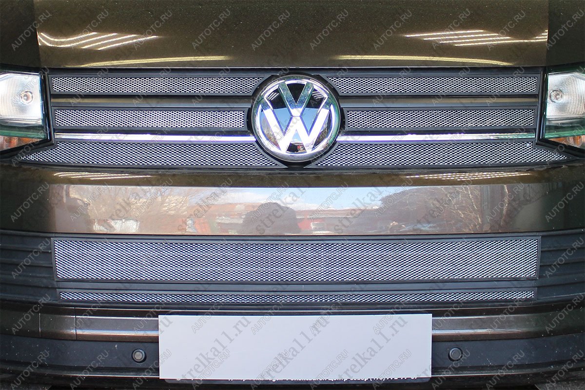 5 449 р. Защита радиатора (6 части верх) Стрелка11 Стандарт Volkswagen Caravelle T6 дорестайлинг (2015-2019) (черная)  с доставкой в г. Королёв