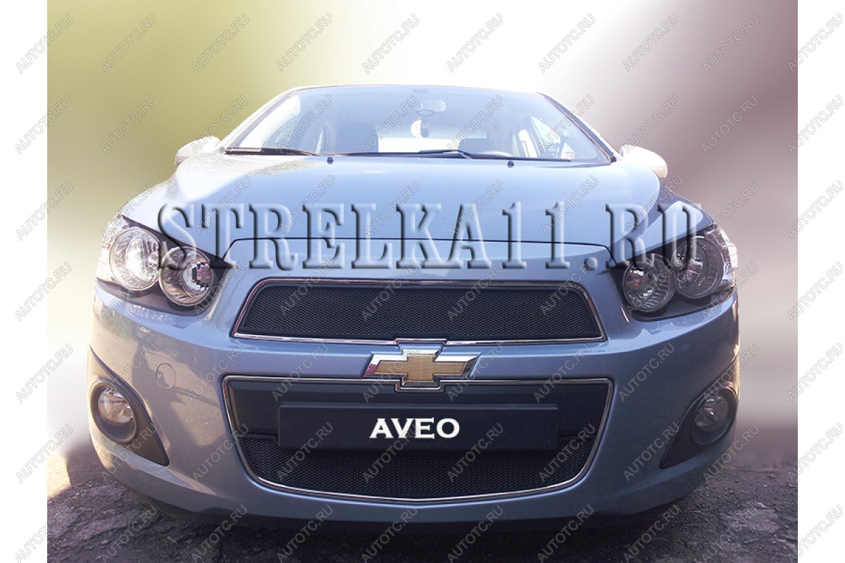 969 р. Зимняя заглушка решетки радиатора (верх) Стрелка11 Chevrolet Aveo T300 седан (2011-2015) (черная)  с доставкой в г. Королёв