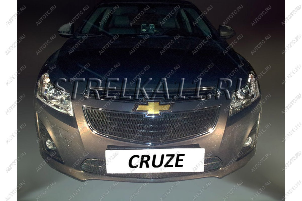 799 р. Зимняя заглушка решетки радиатора (низ) Стрелка11 Chevrolet Cruze J300 седан рестайлинг (2012-2015) (черная)  с доставкой в г. Королёв