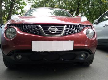 799 р. Зимняя заглушка решетки радиатора Стрелка11 Nissan Juke 1 YF15 дорестайлинг (2010-2014) (черная)  с доставкой в г. Королёв. Увеличить фотографию 2