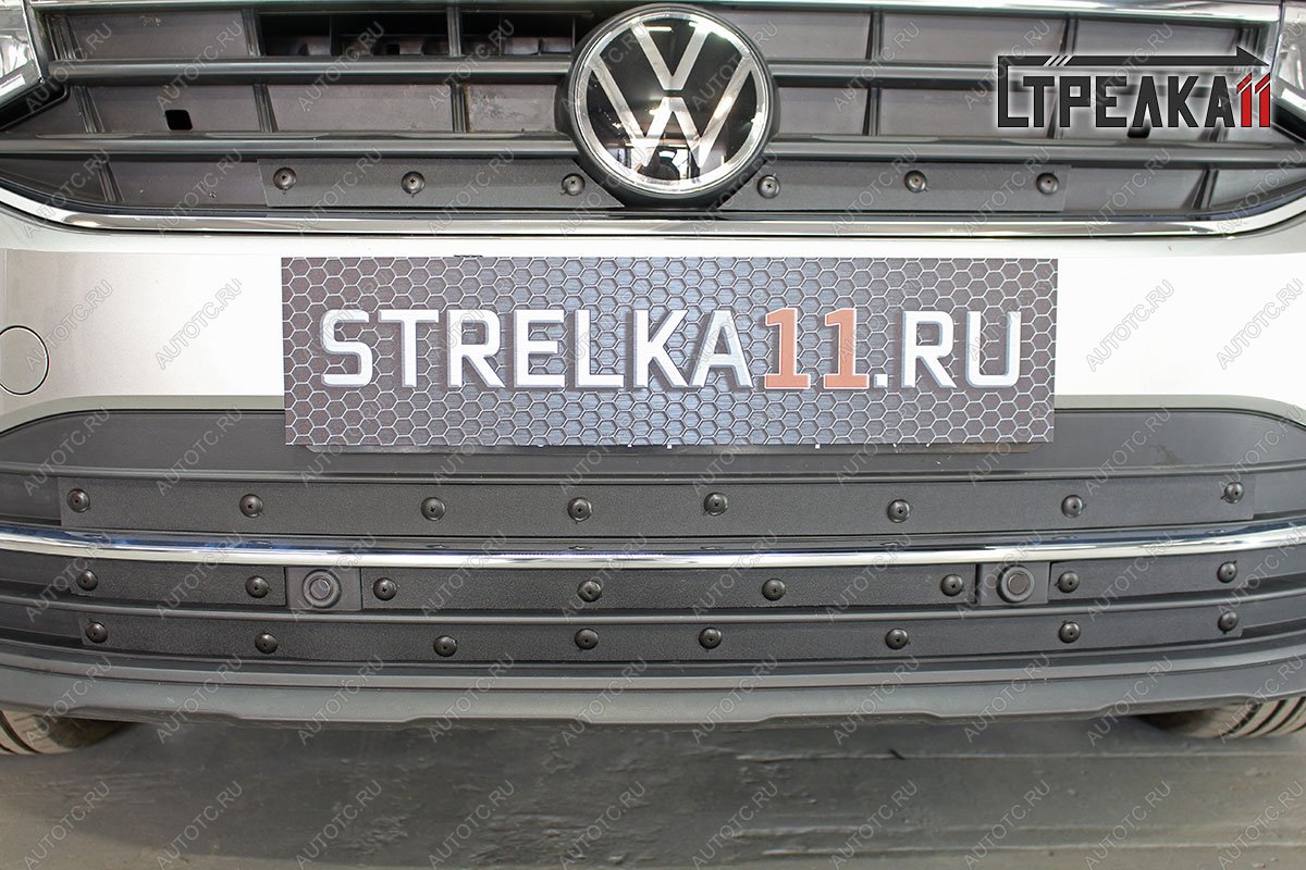 1 599 р. Зимняя заглушка решетки радиатора (низ) Стрелка11 Volkswagen Tiguan Mk2 рестайлинг (2020-2022) (черная)  с доставкой в г. Королёв