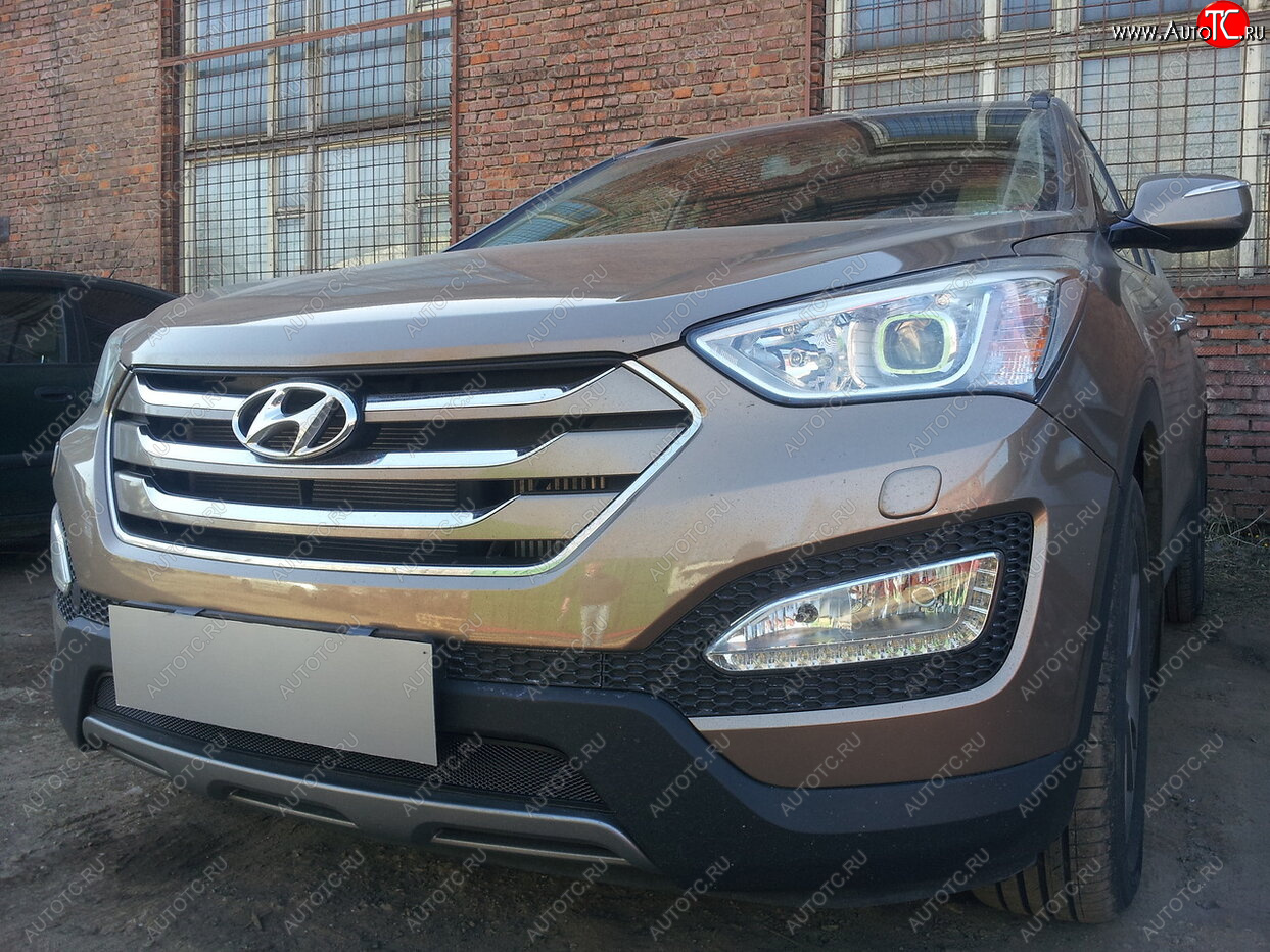 2 899 р.           Защита радиатора Hyundai Santa Fe 2012-2015 black  Hyundai Santa Fe  DM (2012-2016) дорестайлинг (черная)  с доставкой в г. Королёв