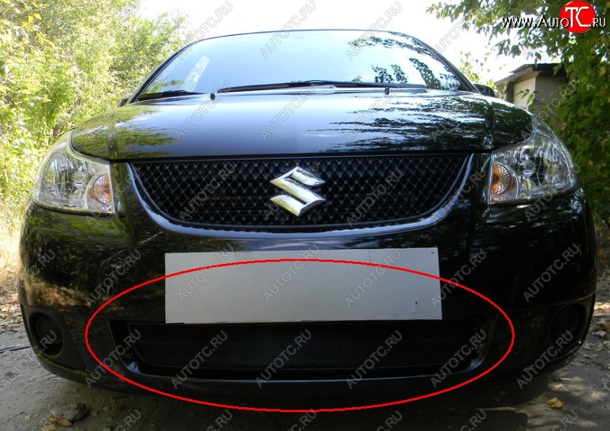 1 469 р. Защитная решётка в воздуховод автомобиля (седан) Russtal (черная) Suzuki SX4 GYA,GYB  рестайлинг, хэтчбэк (2010-2016)  с доставкой в г. Королёв