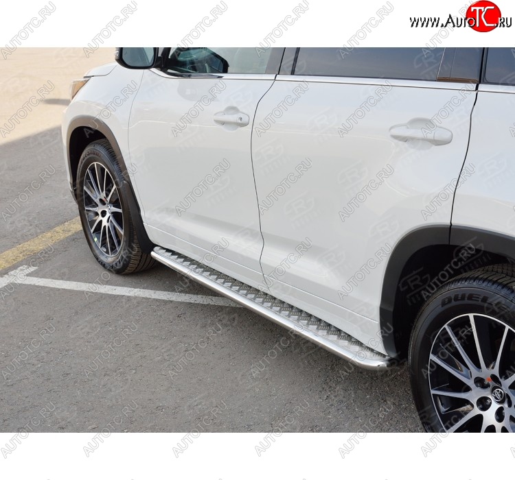 23 799 р. Широкая защита порогов с трубой диаметром 42 мм SLITKOFF v2  Toyota Highlander  XU50 (2013-2017) дорестайлинг  с доставкой в г. Королёв