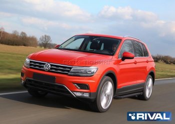 9 499 р. Порожки для ног Rival Volkswagen Tiguan Mk2 рестайлинг (2020-2022) (Чёрные)  с доставкой в г. Королёв. Увеличить фотографию 3